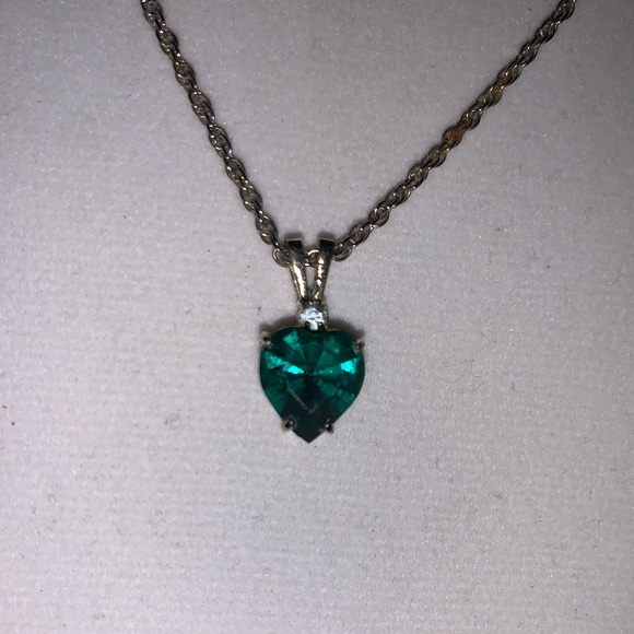 Emerald Heart & Sapphire Gold Plated Necklace - Picture 5 of 7